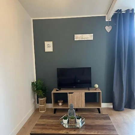 Petite Maison Avec Jardin Holiday home *